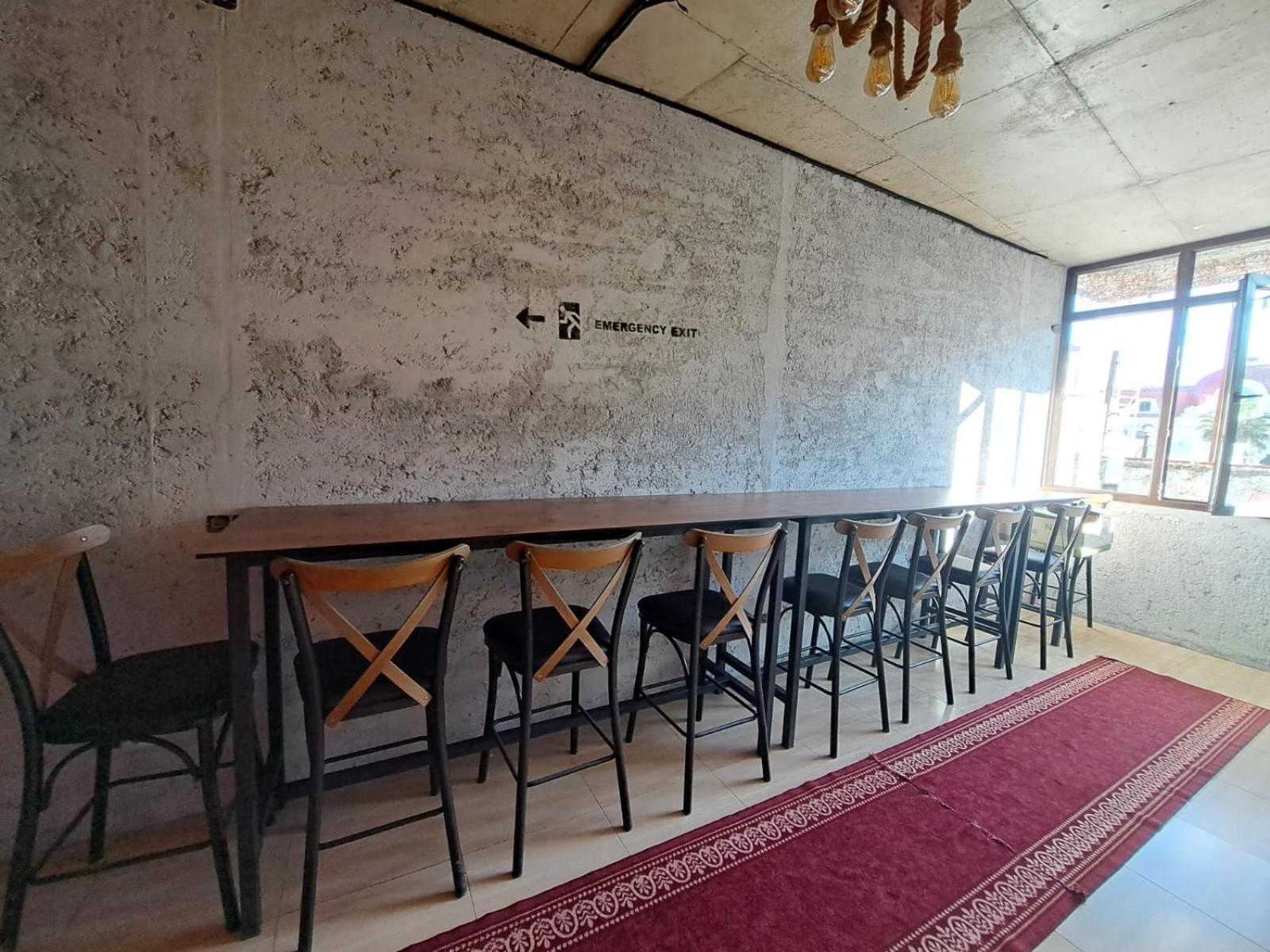 Karvi Hostel & Suites Batumi Eksteriør billede