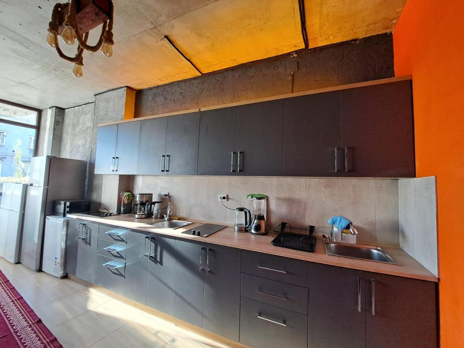 Karvi Hostel & Suites Batumi Eksteriør billede